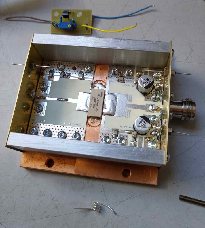 This is a pcb out of the first series of the DATV amplifier.The present PCB's are gold=plated and have minor modifications.